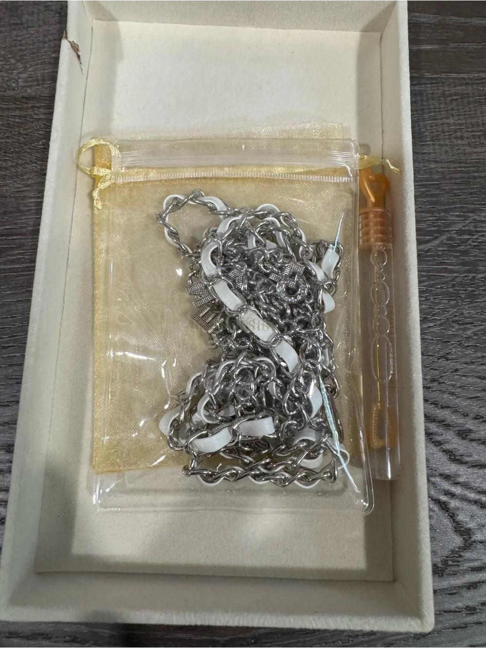 Silver & white double-layer waist chain with diamond charm detailing